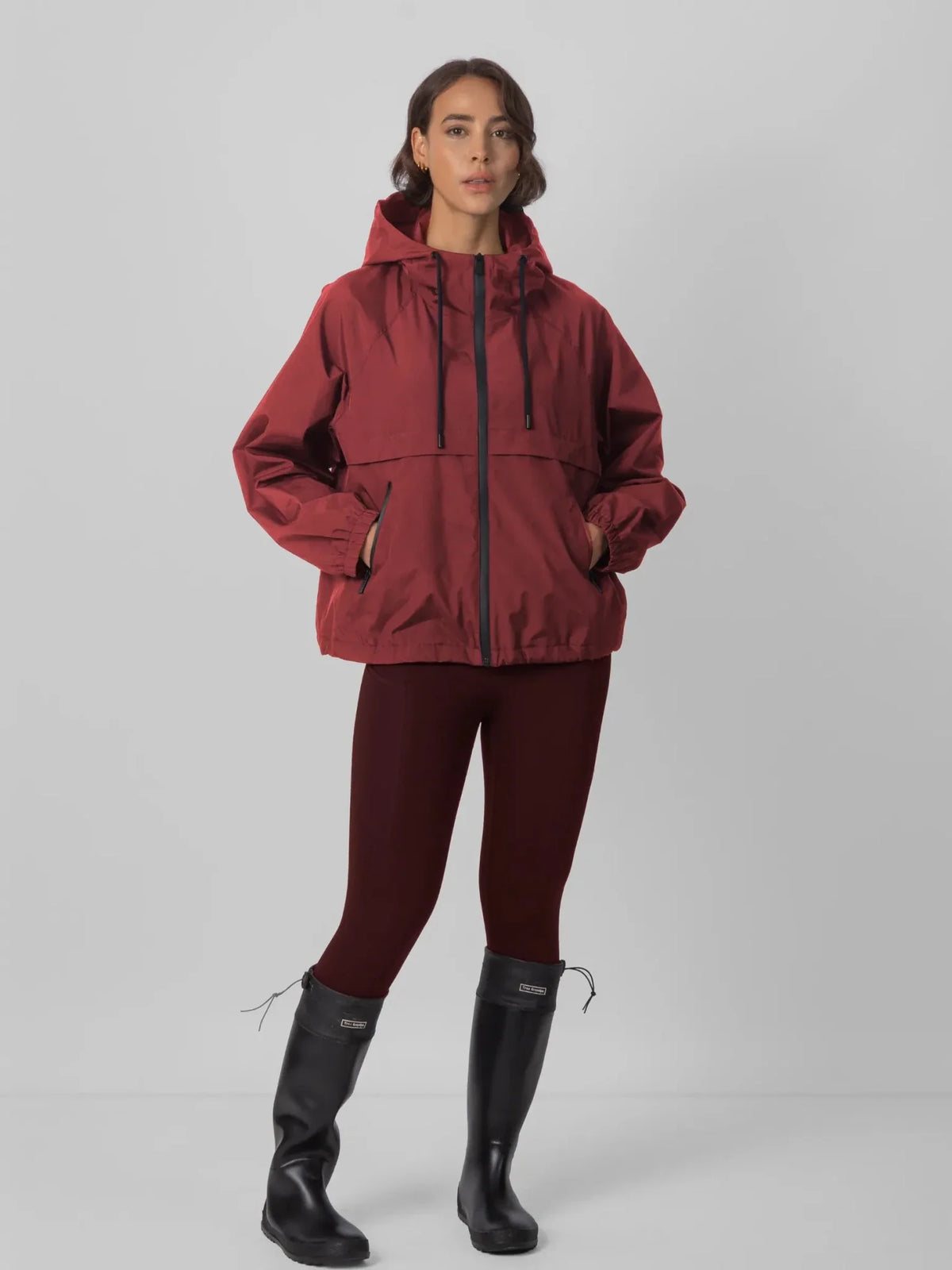 Classic Short Full Zip Rain Jacket