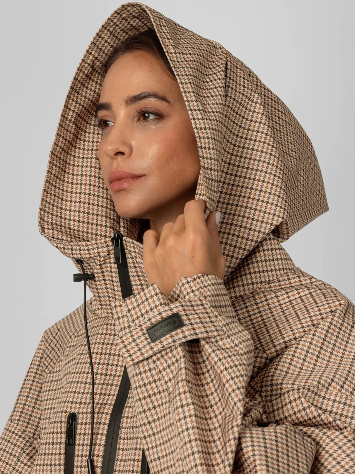 One Size Beige Houndstooth Short Oversized Rain Jacket