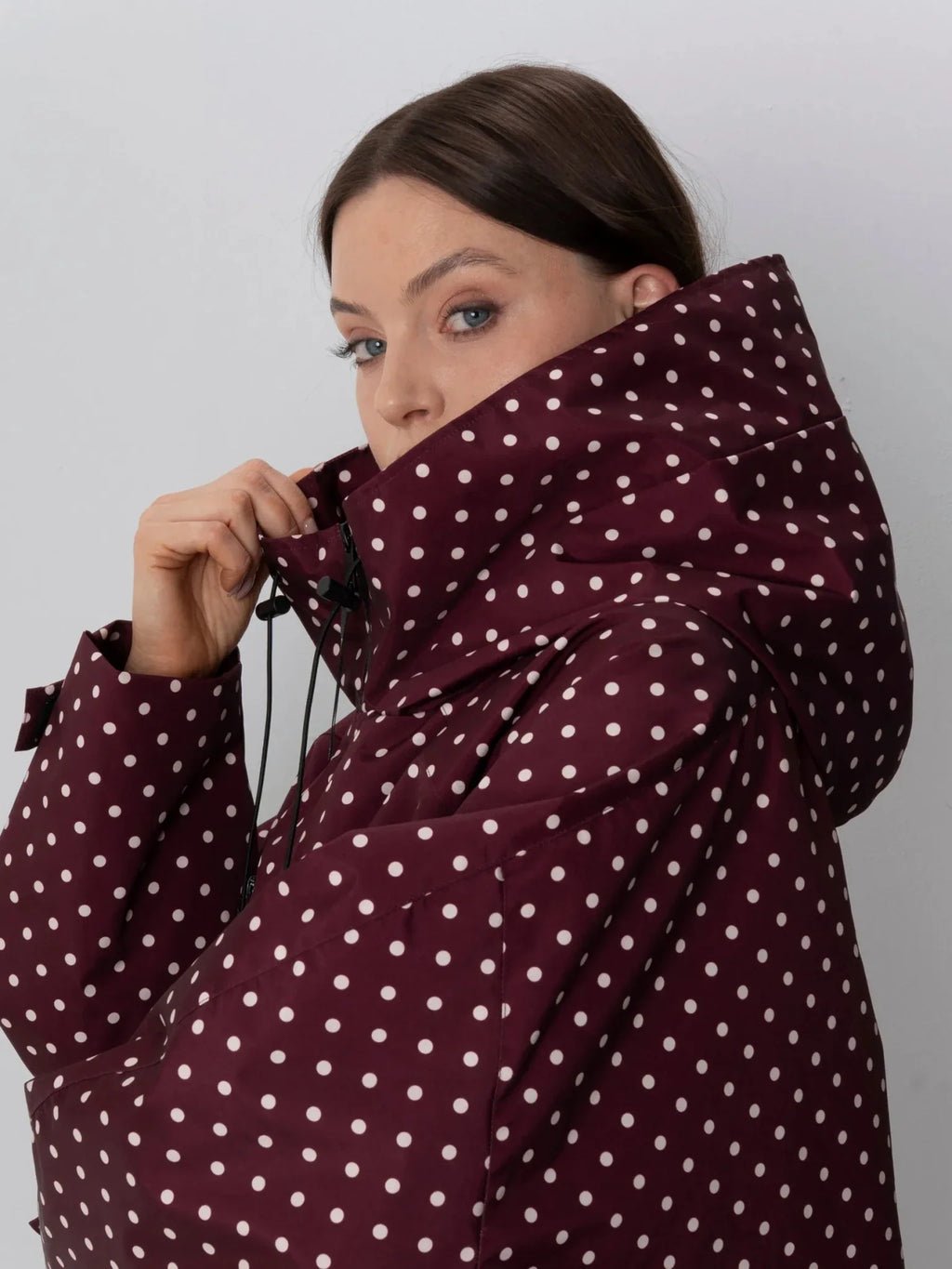 One Size Burgundy Dot Short Oversized Rain Jacket