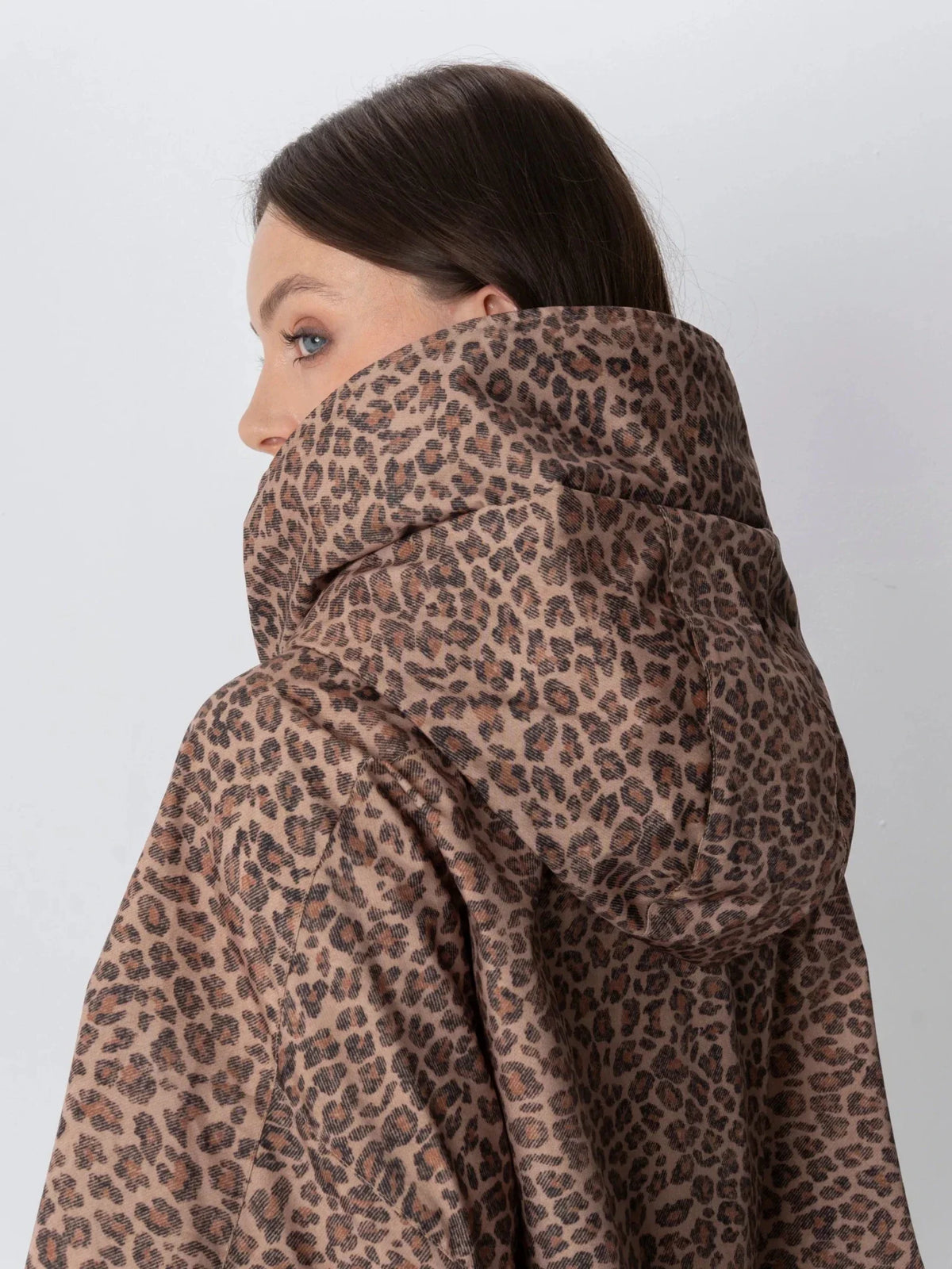 One Size Leopard Print Short Oversized Rain Jacket