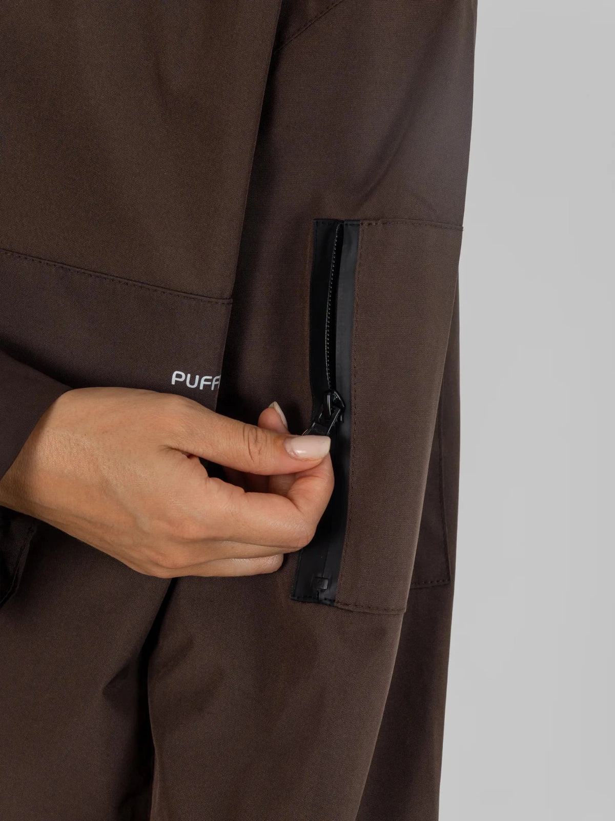 Pro Seam-Taped Relaxed Fit Rain Hoodie